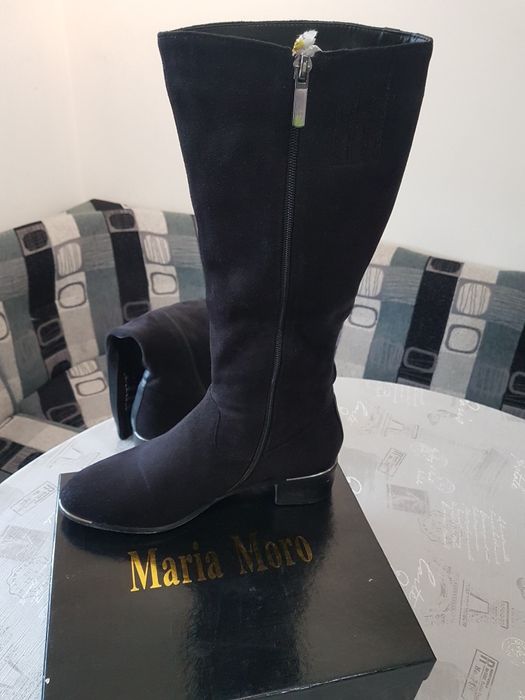 Дамски ботуши велур / нови /