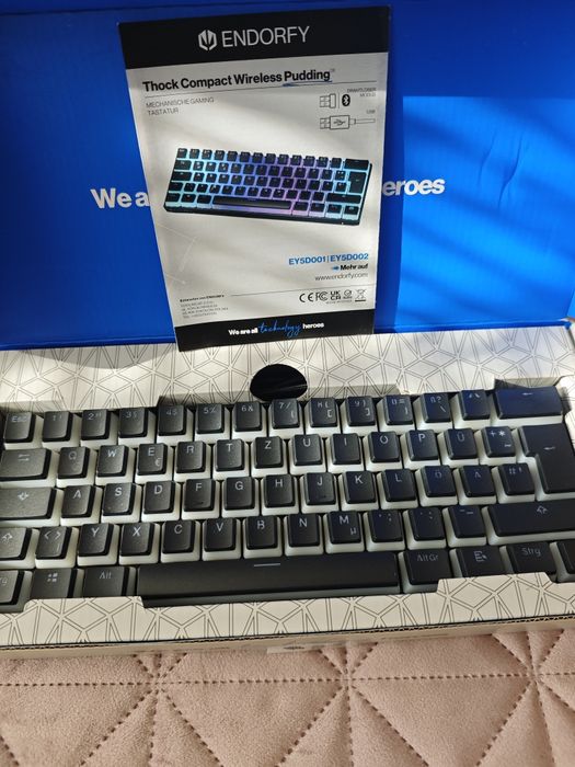 Геймърски клавиатури Asus