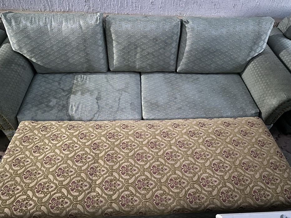 Диван и кресло