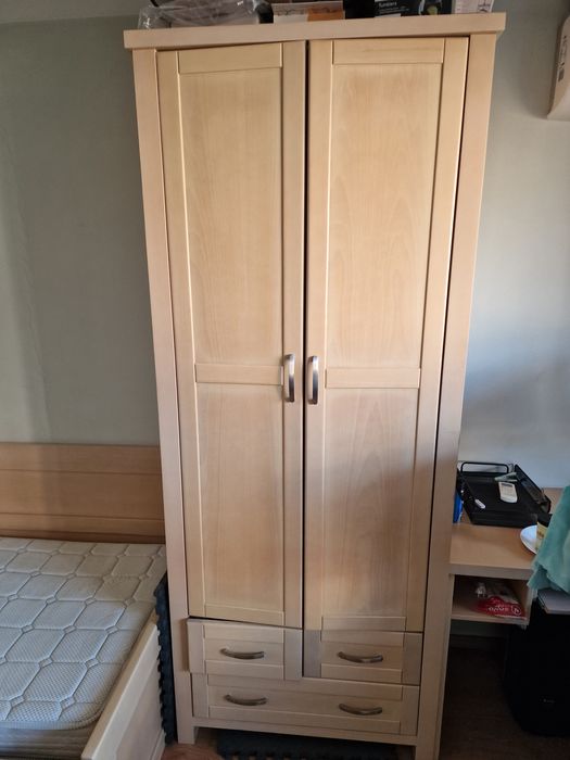 Комплект легло, нощен шкаф, гардероб