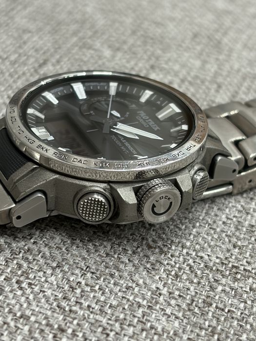 Наручные часы Casio Pro Trek PRW-60T