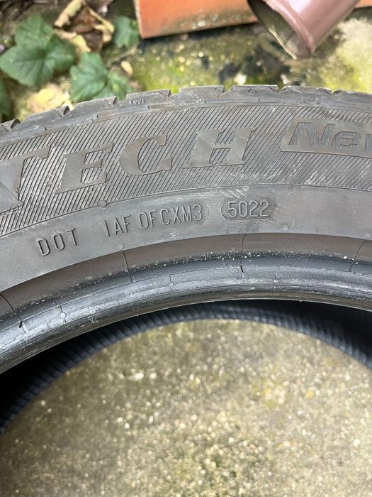 Vând anvelope vară 275/45R20