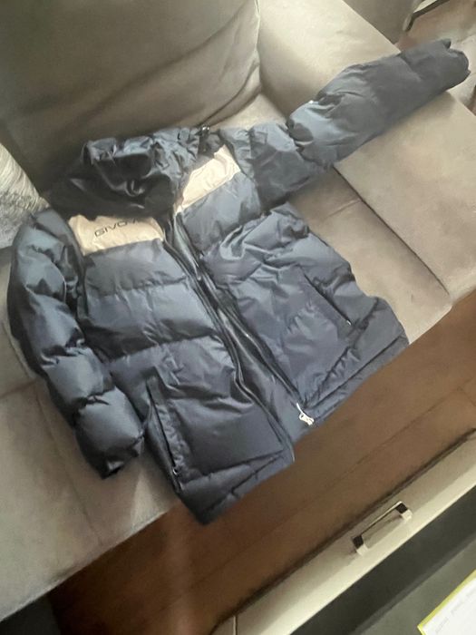 Яке Givova в тъмно син цвят чисто ново