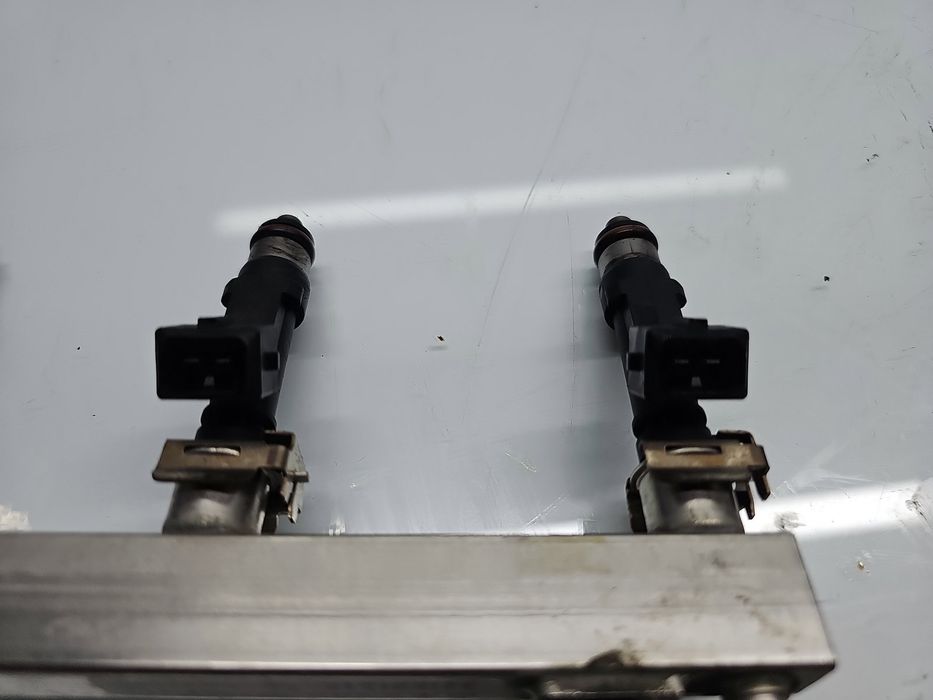 Rampa injectoare Opel Corsa D [Fabr 2006-2013] 55562258 1.4 Benz A14XE