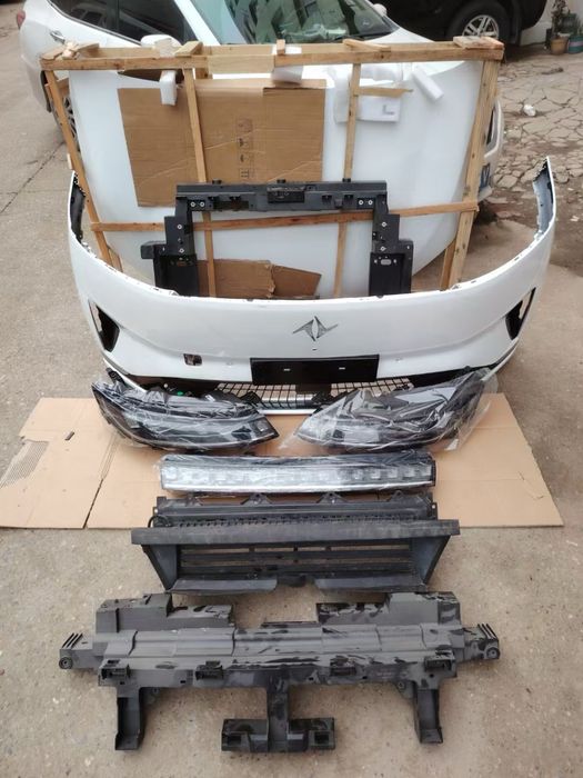 Dongfeng，donfen Yipai 008 uchun zapchast va aksessuarlar