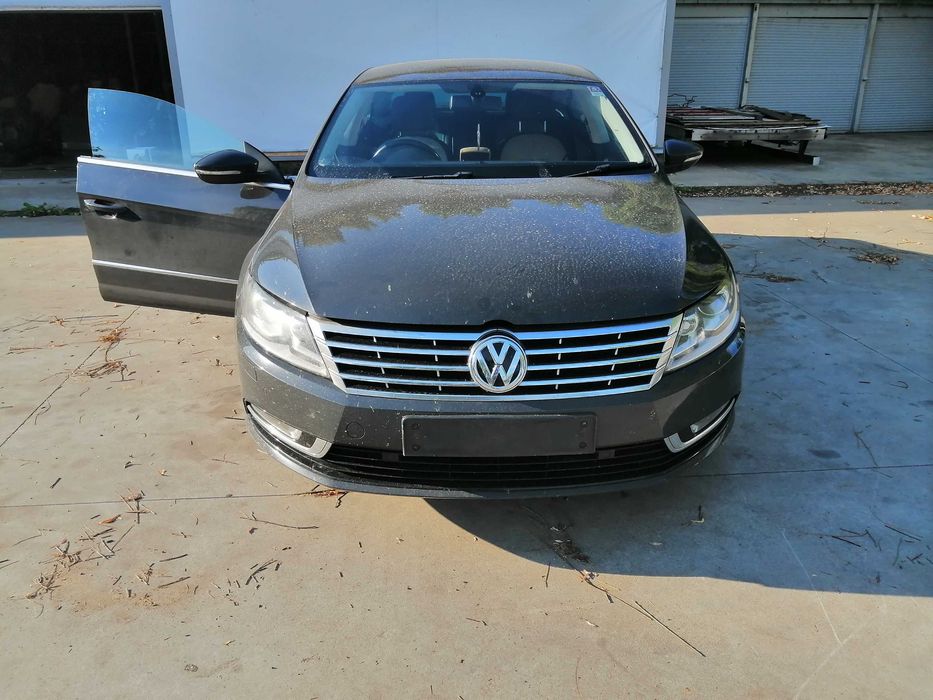 Dezmebram Volkswagen CC