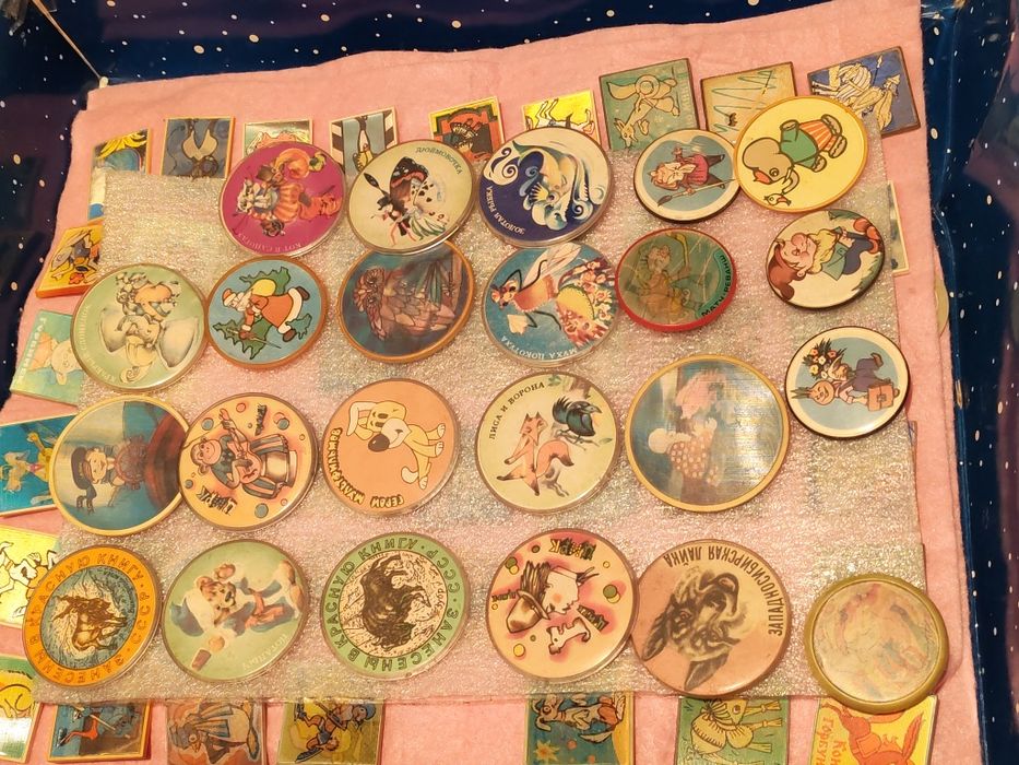 Значки детские в количестве