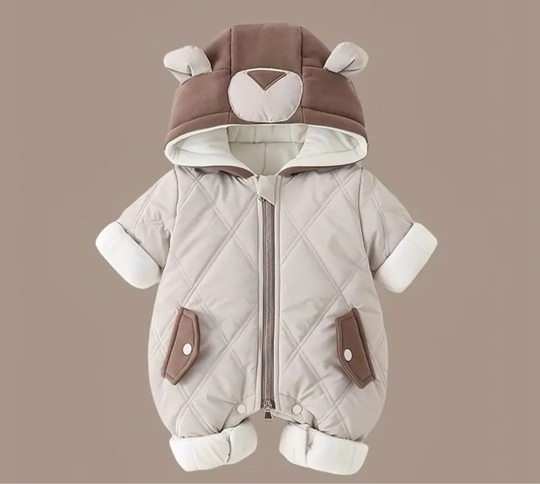 Продам комбинезон 0-4 мес