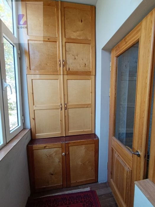 Срочно 4 комнатная. ПОВОРОТ. 77 серия. Кирпичный.