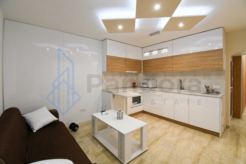 Дава се под наем Тристаен апартамент в София, Банишора - 105 кв.м за 597.21 € - Снимка #8