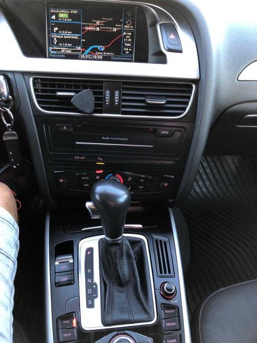 AUDI A4 2010 — imagine 12