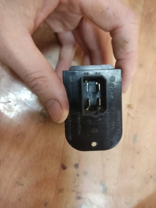 Продам резистор отопителя ваз