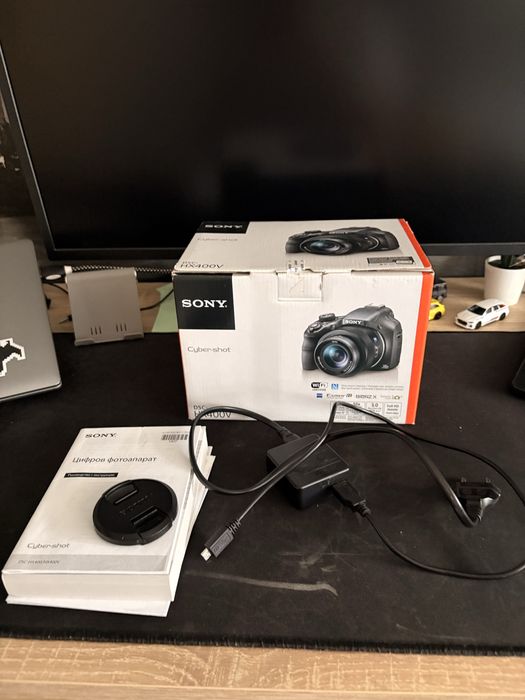 Sony Cyber-shot DSC-HX400V – 20.4 MP / 50x Optical Zoom / ZEISS