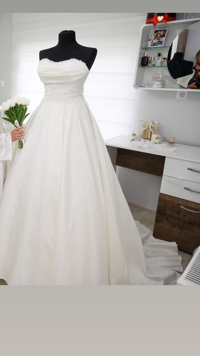 Булченска рокля с перли