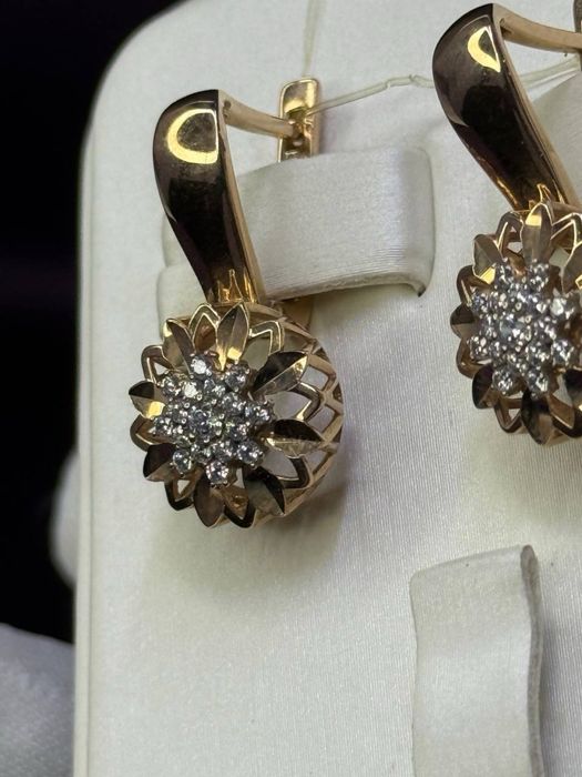 Золото 585  Серги Масса: 4.60