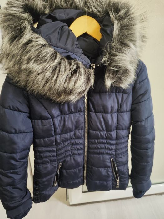 Зимно яке с качулка