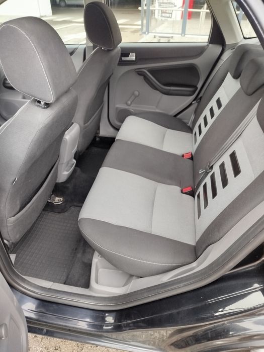 FORD Focus 2009 — imagine 5