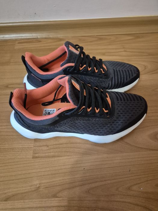 Дамски маратонки  KALENDJI