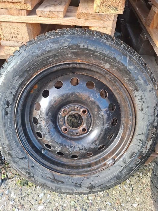 185/65R15 Зимни с джанти 4х100