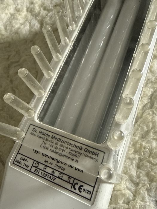 Aparat fototerapie UV-A Dermalight 80 Dr. Hönle – funcțional