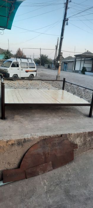 Temir karavot sotiladi