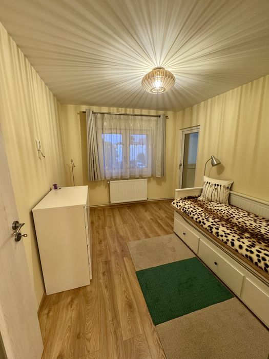 Inchiriez apartament pe durata Electric Castle/Untold/pe toata durata verii (1 iulie-30 septembrie) la Cluj pentru 6 sau max. 8 persoane