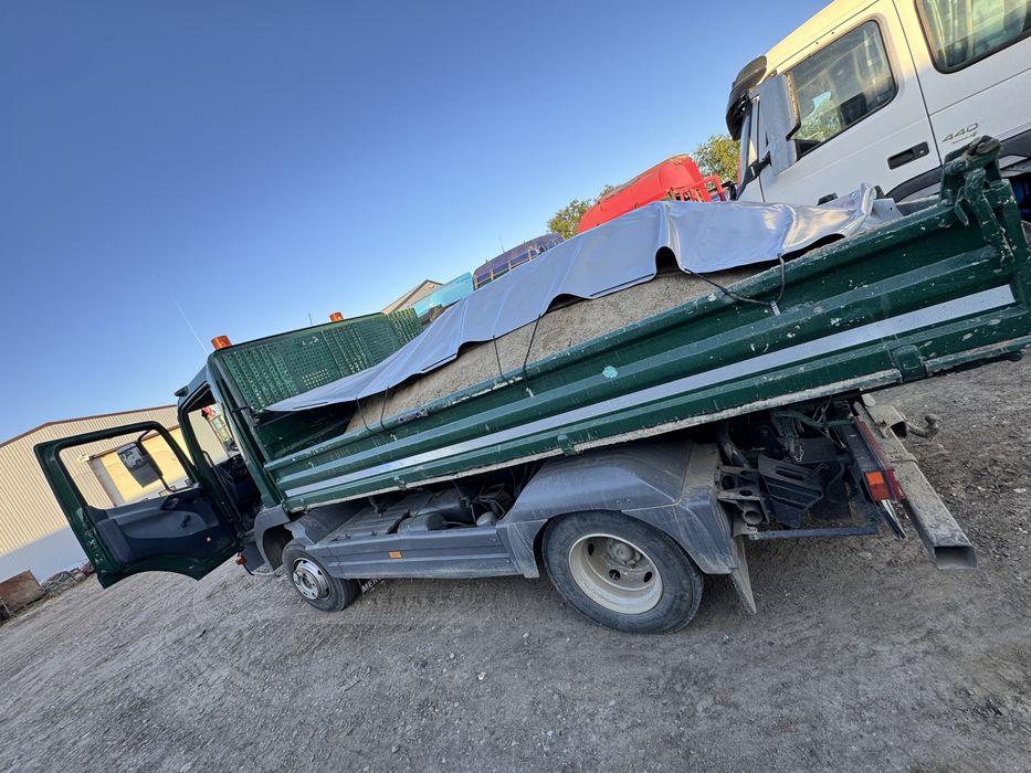 Vand sau inchiriez miniexcavator 3.9 tone si basculanta 7.5 tone