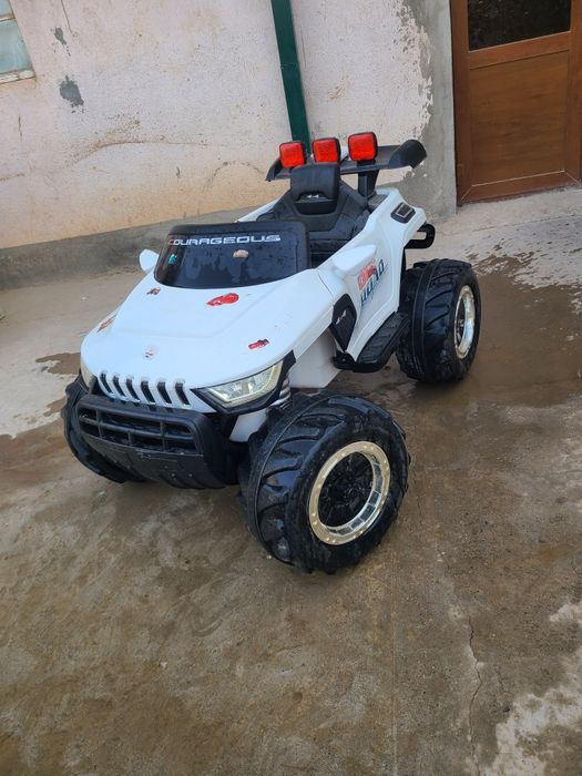 Bollar uchun Mashina HUMMER