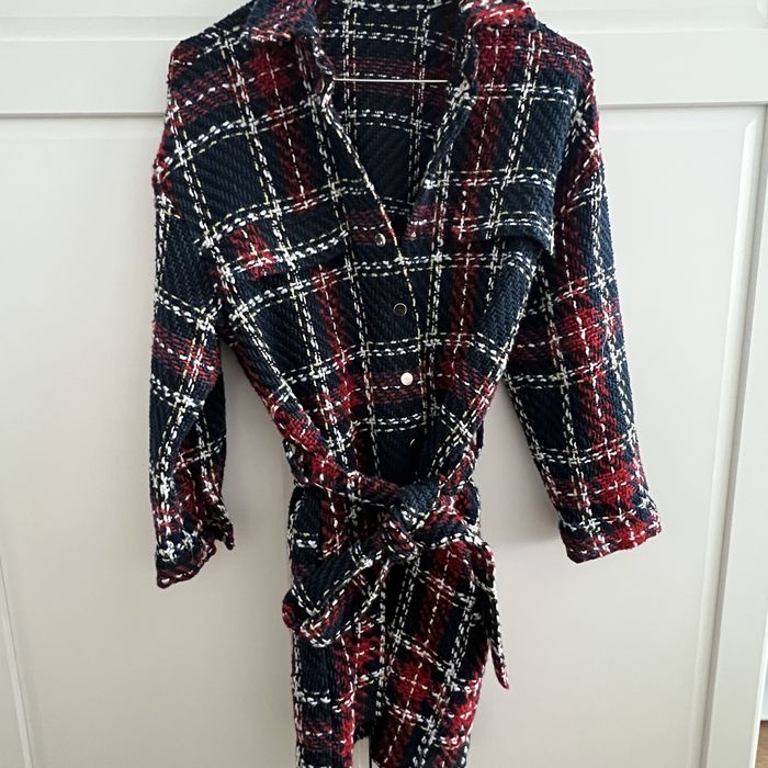 Рокля Mohito каре