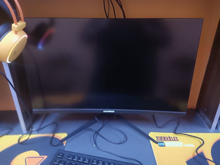 Game Club 20 mata Kompyuter Sotiladi!