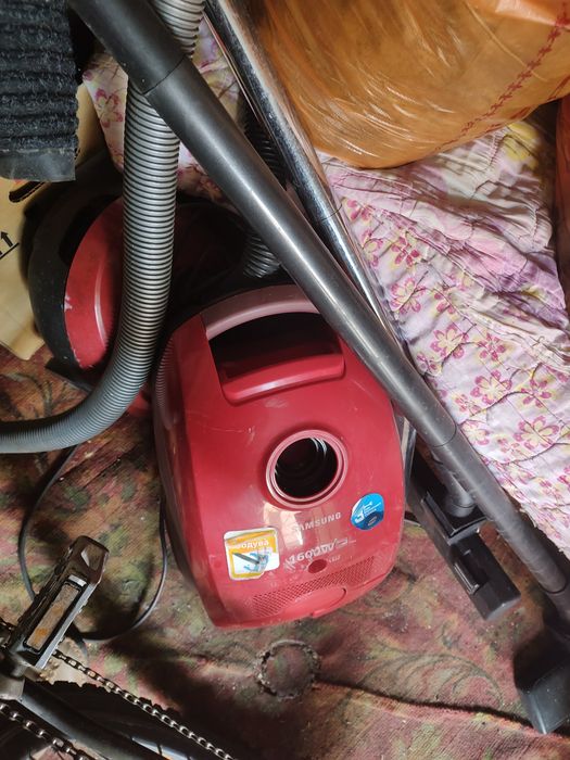 Пылесос Dewoo и Samsung 1.6квт