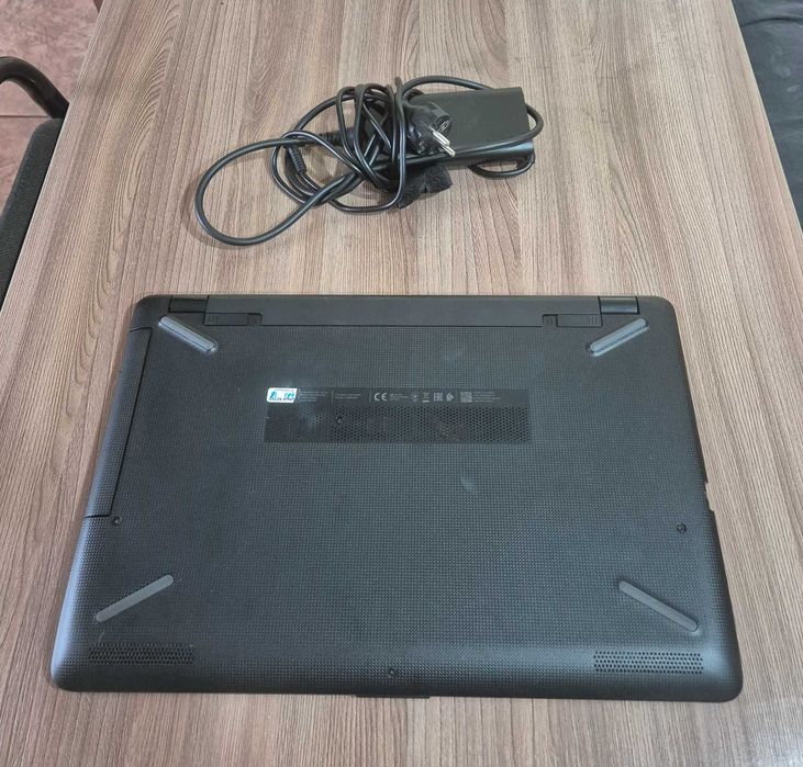 Продам Ноутбук HP 15-bs528ur