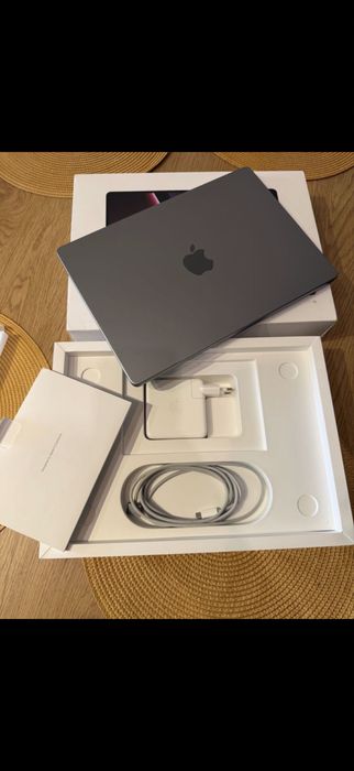MacBook Pro 14” M2 Pro | 32GB RAM | 512GB SSD | 10-core | 95% Battery