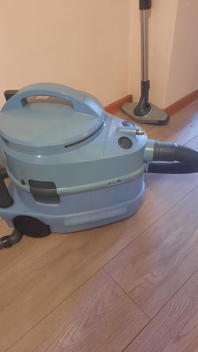 Продам пылесос Triotlon