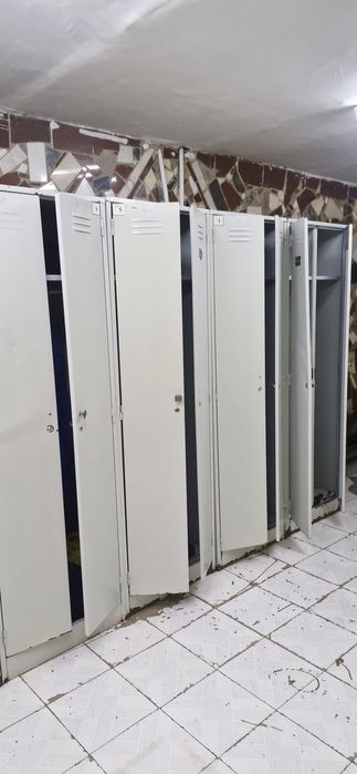 Продаются металлические шкафы