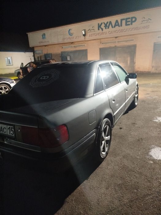 Продам Ауди 100 с4