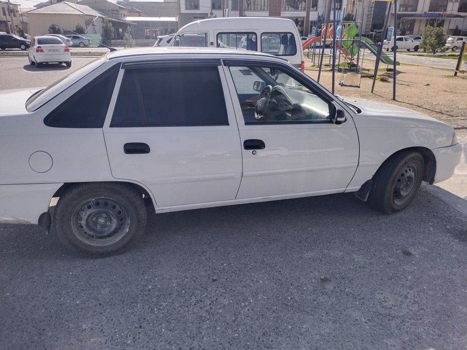 Nexia 2 dons, yurgan masofasi 93 800, faqat naqtga