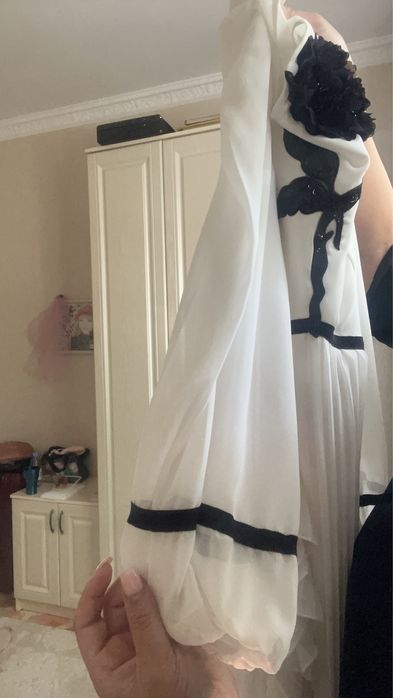 Вечерние платья