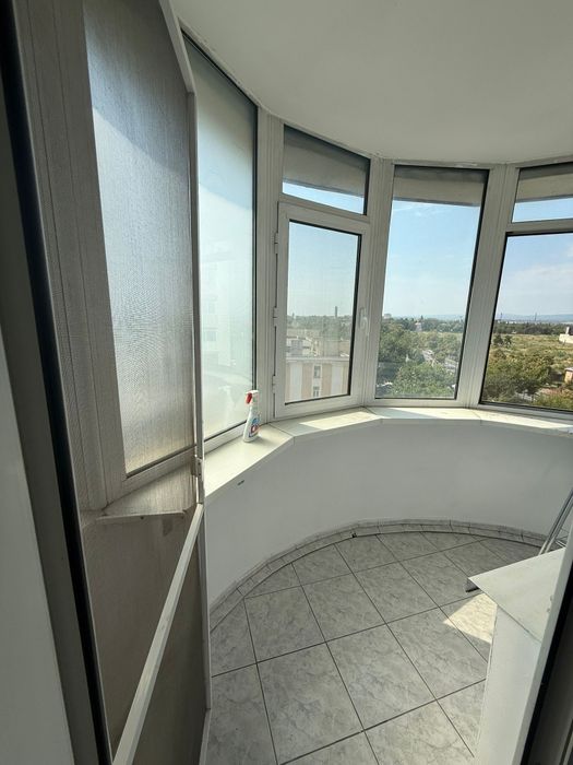 Inchiriez apartament cu 2 camere