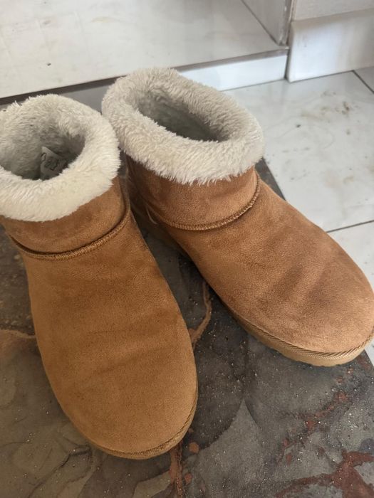 Обувь  уги зимние