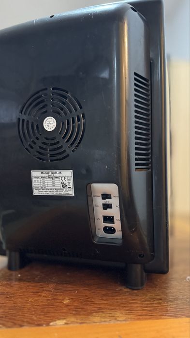 Frigider portabil