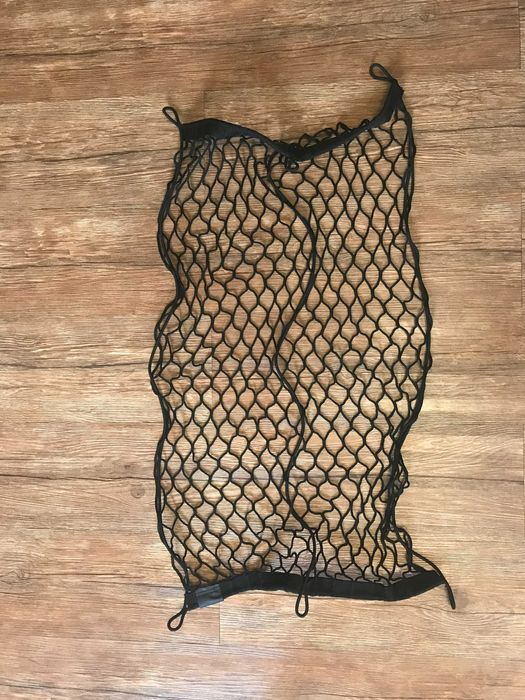 Ручки КПП, чехол для руля, сетка в багажник.