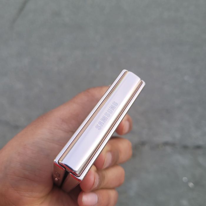 Samsung Z flip 4 256gb