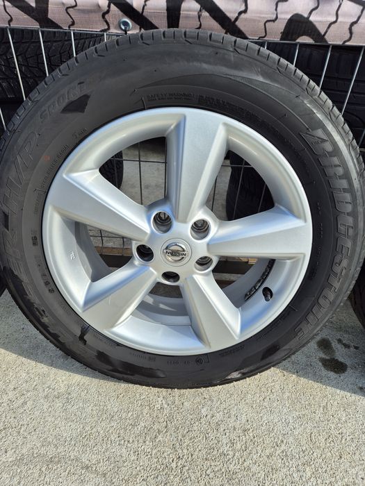 Джанти Nissan 17 цола , 5х114,3 , 6.5j ,et40 215/60/17 Renault Toyota