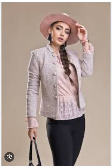 Сако на известната българска марка Lucy