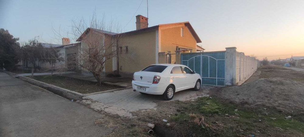 Гузор тумани Мустакиллик махалласидан ховли сотилади.