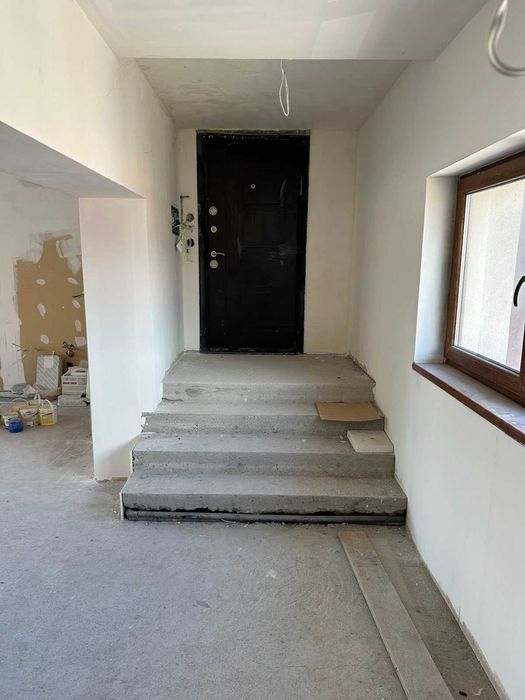 Продава се Двустаен апартамент в Казанлък - 70 кв.м за 1530 €/кв.м - Снимка #2