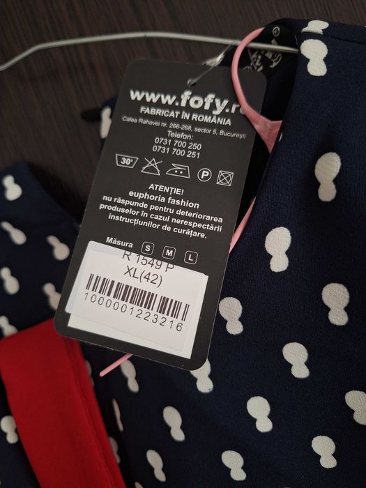 Rochie noua cu eticheta