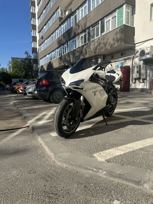 Ducati 1198 2011
