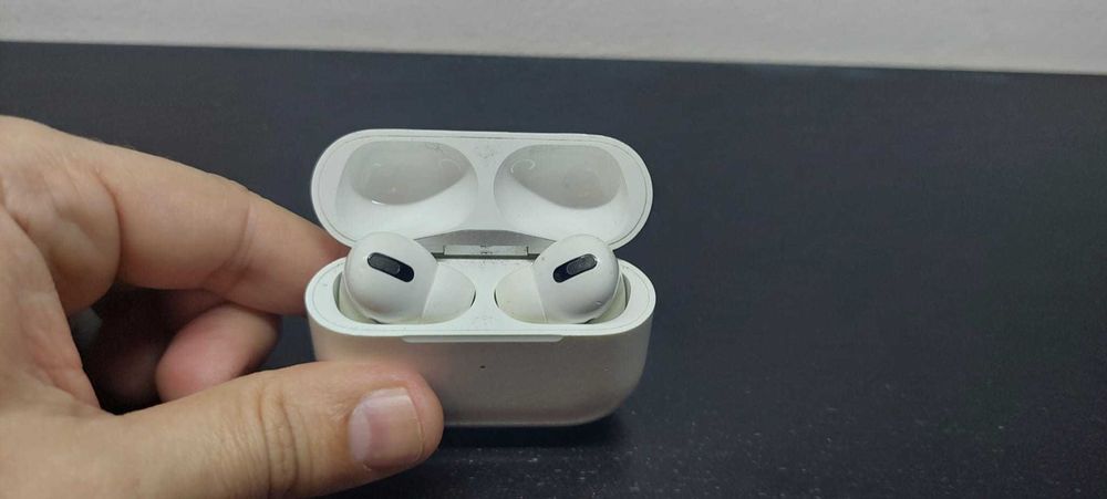 Casti Apple Airpods Pro Generatia 1